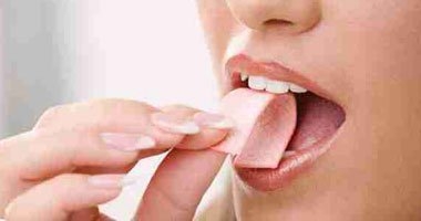 تعرف على 4 أضرار لمضغ 