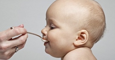 تناول جرعات من فيتامين 